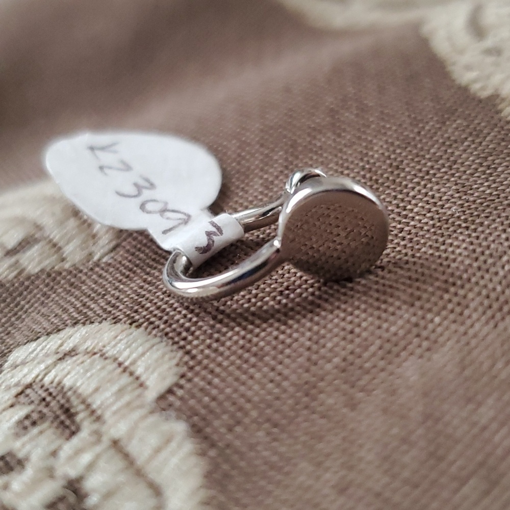 NWT MAM body jewelry